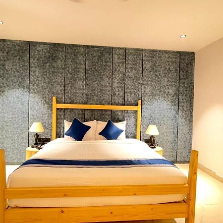 V Hotels And Resorts Chirala Экстерьер фото